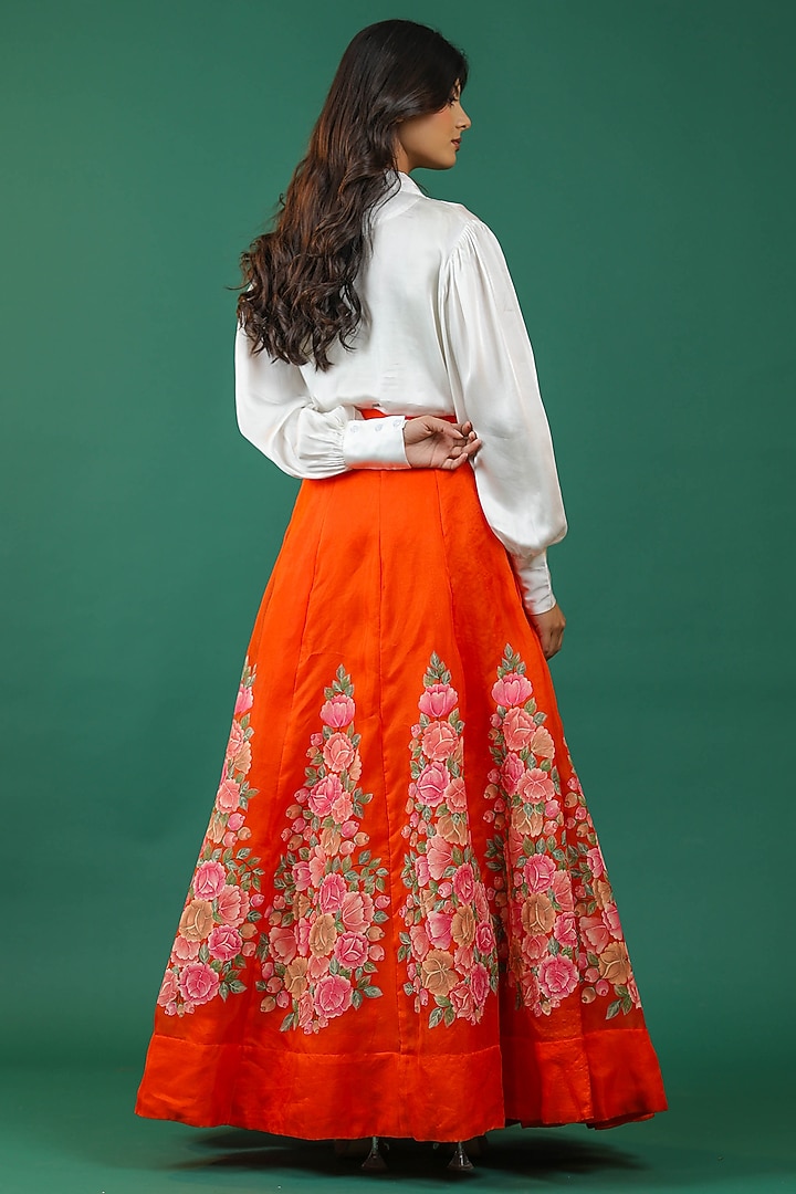 Orange Pure Silk Hand Embroidered Wedding Lehenga Set by Priyanka Jha at Pernia's Pop Up Shop