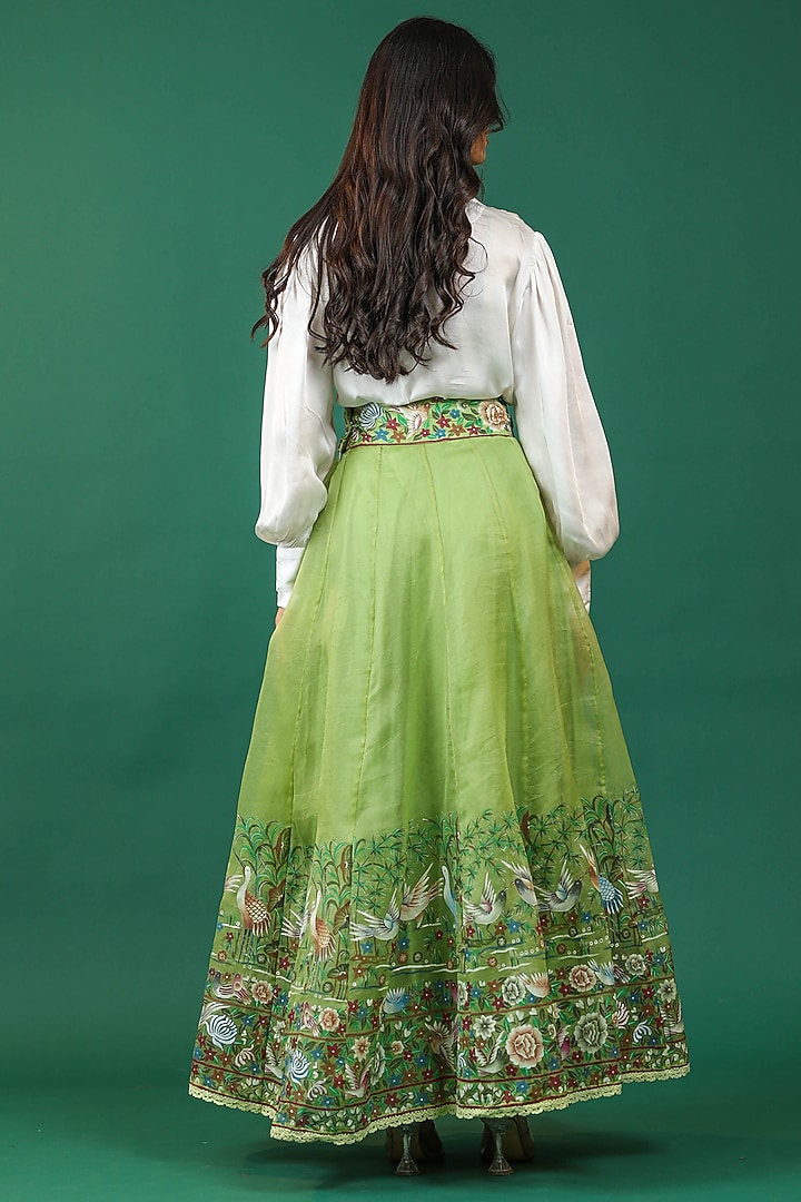 Green Pure Silk Handpainted Wedding Lehenga Set by Priyanka Jha at Pernia's Pop Up Shop