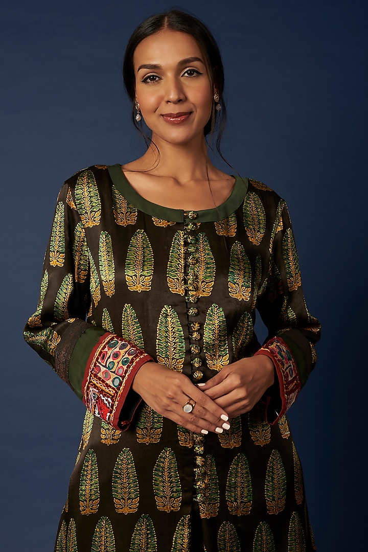 Black Ajrakh Block Printed Jacket by Priyanka Jha at Pernia's Pop Up Shop