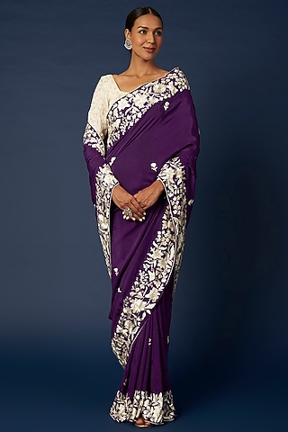 Mauve Hand Embroidered Saree Set by Priyanka Jha