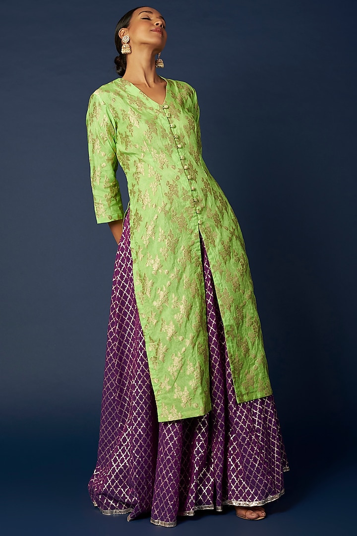 Green Banarasi Silk Printed Kurta Set by Priyanka Jha