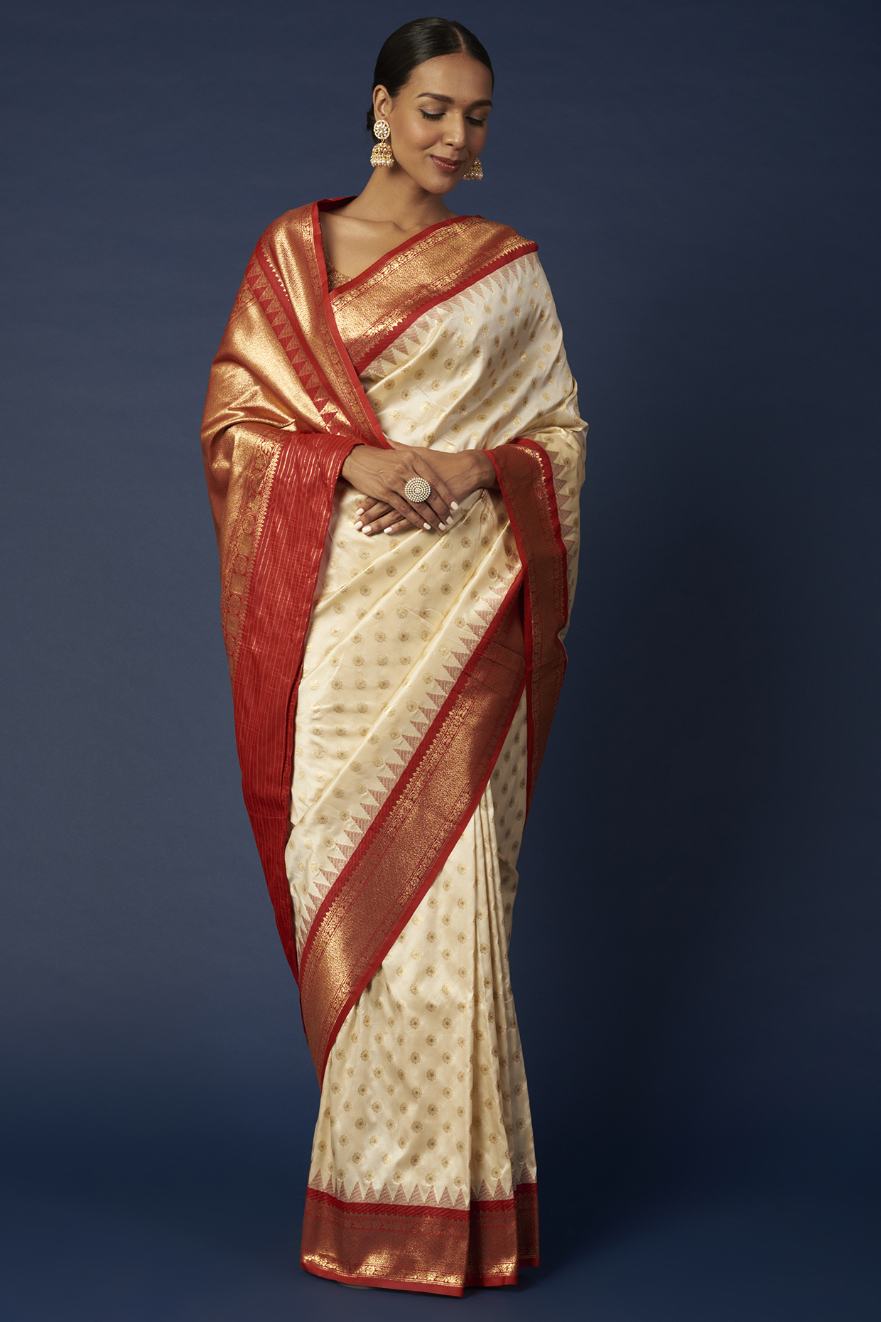White Banarasi Silk Saree Set by Priyanka Jha