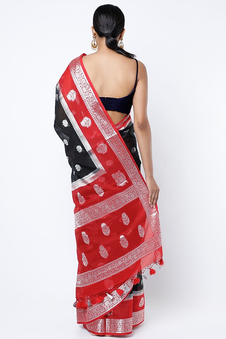 Black Banarasi Embroidered Party Wear Saree by Priyanka Jha at Pernia's Pop Up Shop