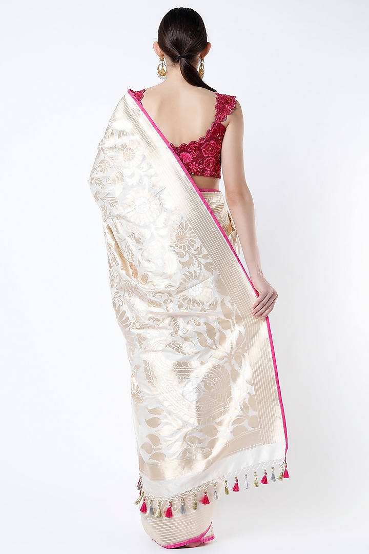 White Banarasi Brocade Wedding Saree Set by Priyanka Jha at Pernia's Pop Up Shop