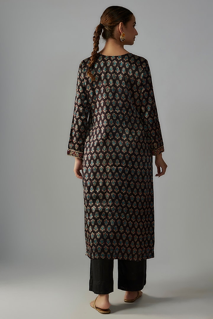 Black Silk Hand Block Printed & Hand Embroidered Kurta Set by Priyanka Jha at Pernia's Pop Up Shop