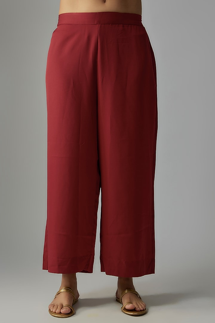 Red Silk Hand Block Printed & Hand Embroidered Kurta Set by Priyanka Jha at Pernia's Pop Up Shop