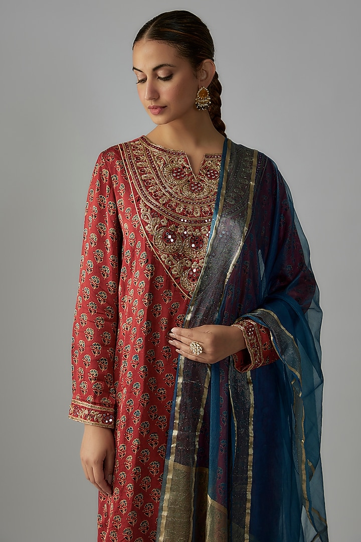 Red Silk Hand Block Printed & Hand Embroidered Kurta Set by Priyanka Jha at Pernia's Pop Up Shop