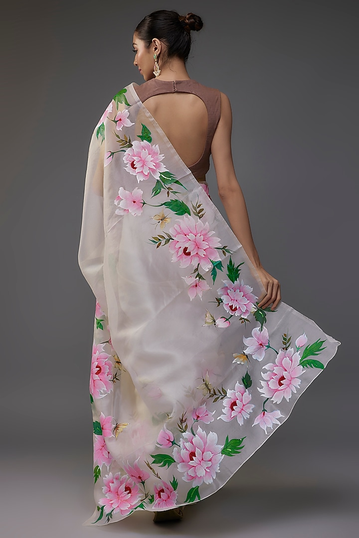 Off-White Silk Organza Hand Painted & Hand Embroidered Party Wear Saree Set by Priyanka Jha at Pernia's Pop Up Shop