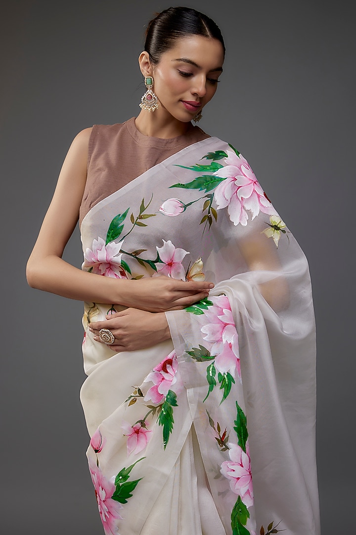 Off-White Silk Organza Hand Painted & Hand Embroidered Party Wear Saree Set by Priyanka Jha at Pernia's Pop Up Shop