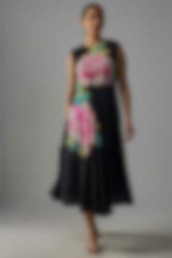 Black Pure Silk Crepe Hand Painted Vacation Dress by Priyanka Jha at Pernia's Pop Up Shop