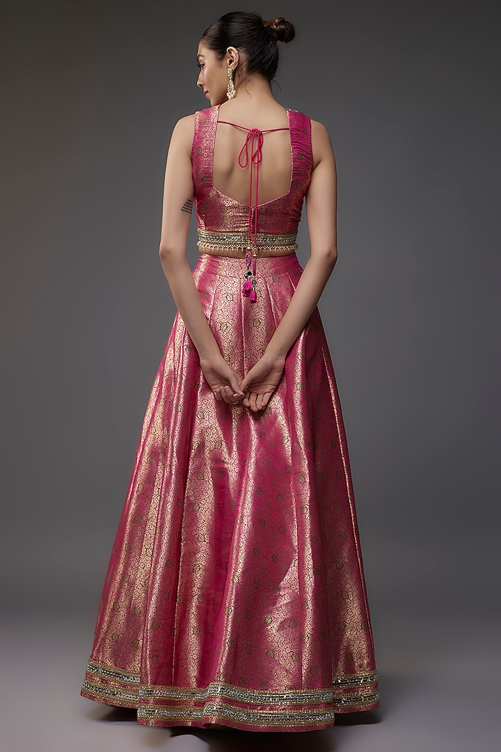 Rani Pink Brocade Banarasi Wedding Lehenga Set by Priyanka Jha at Pernia's Pop Up Shop