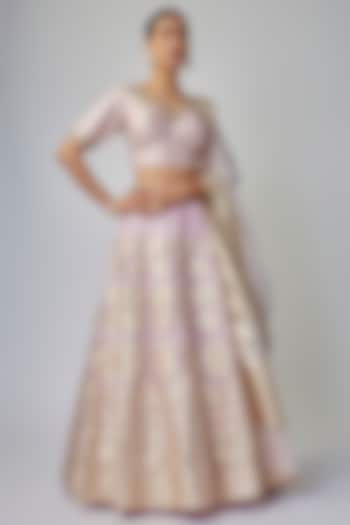 Pale Lilac Banarasi Organza Wedding Lehenga Set by Priyanka Jha at Pernia's Pop Up Shop