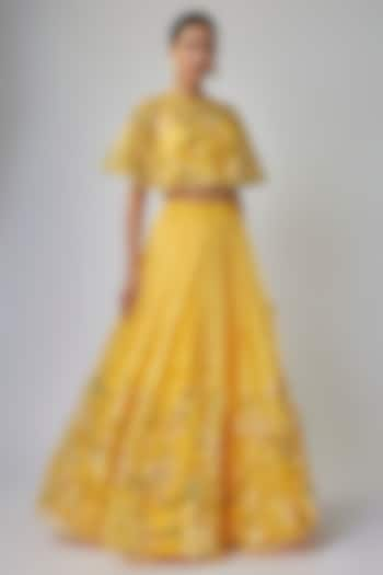 Light Yellow Glass Organza Floral Hand Painted Wedding Lehenga Set by Priyanka Jha at Pernia's Pop Up Shop