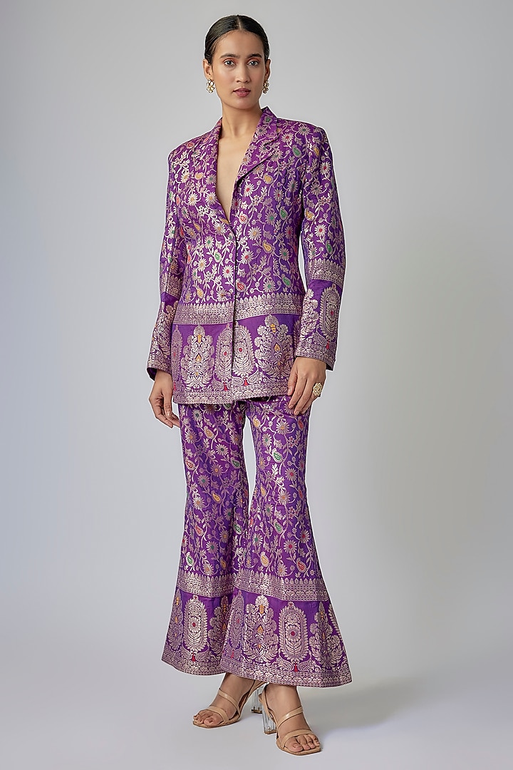 Dark Purple Banarasi Brocade Co-Ord Set by Priyanka Jha at Pernia's Pop Up Shop