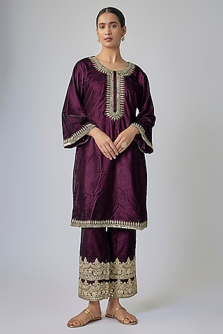 Dark Purple Velvet Dori Hand Embroidered Kurta Set by Priyanka Jha