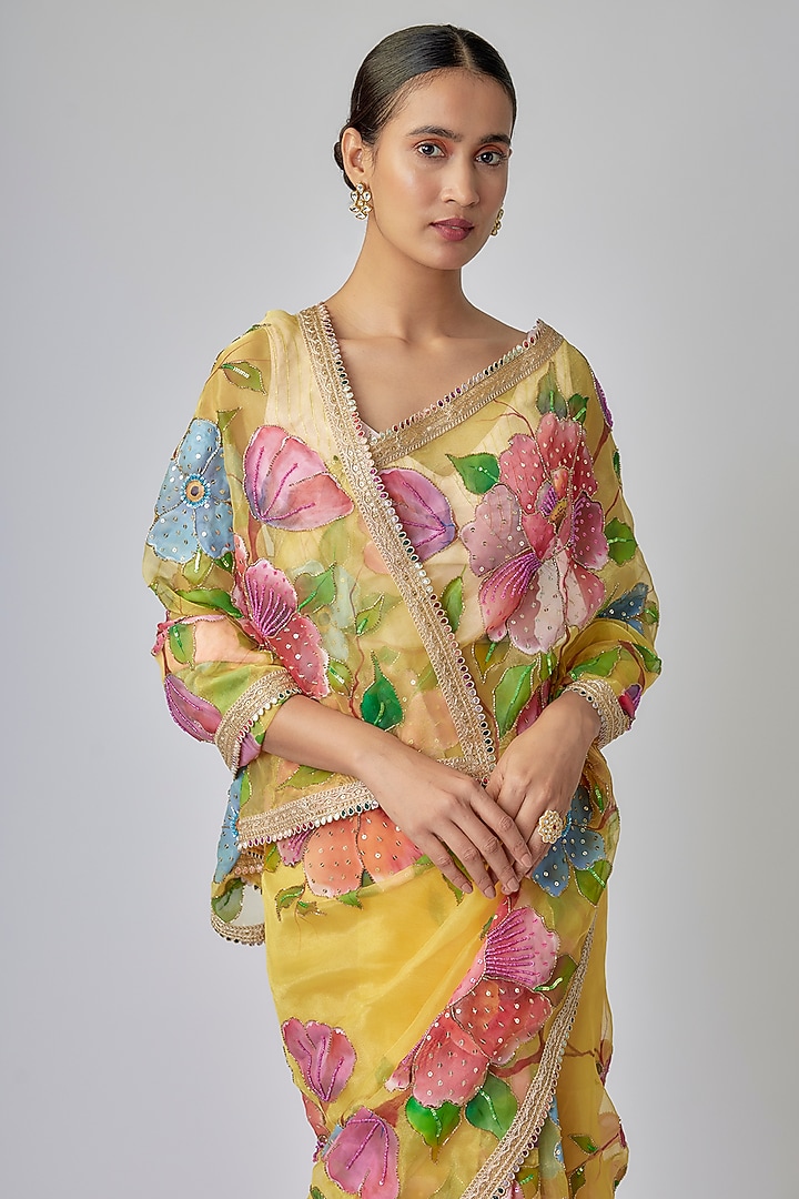 Yellow Organza Floral Hand Painted Wedding Saree Set by Priyanka Jha at Pernia's Pop Up Shop