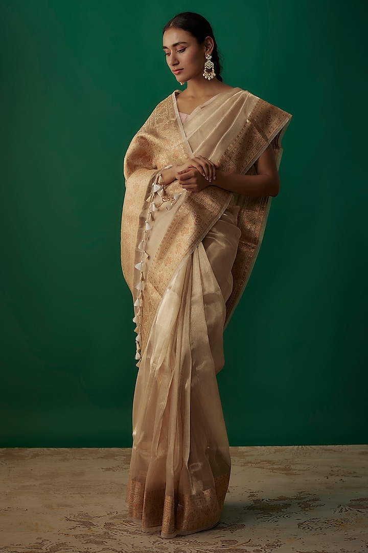 Golden Tissue Silk Banarasi Handwoven Wedding Saree Set by Priyanka Jha at Pernia's Pop Up Shop