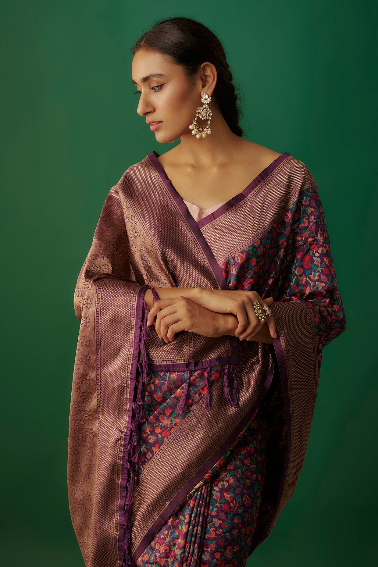 rajtex-kashmiri-kani-1500series-handloom-weaving-kani-saree -expoter-surat-2024-02-01_21_10_08.jpeg