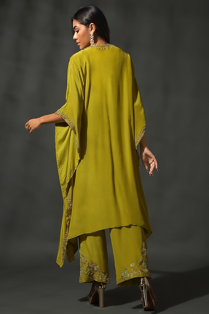 Yellow-Green Sheesha Silk Sequins Embroidered Kaftan Set by Priyanka Jain at Pernia's Pop Up Shop