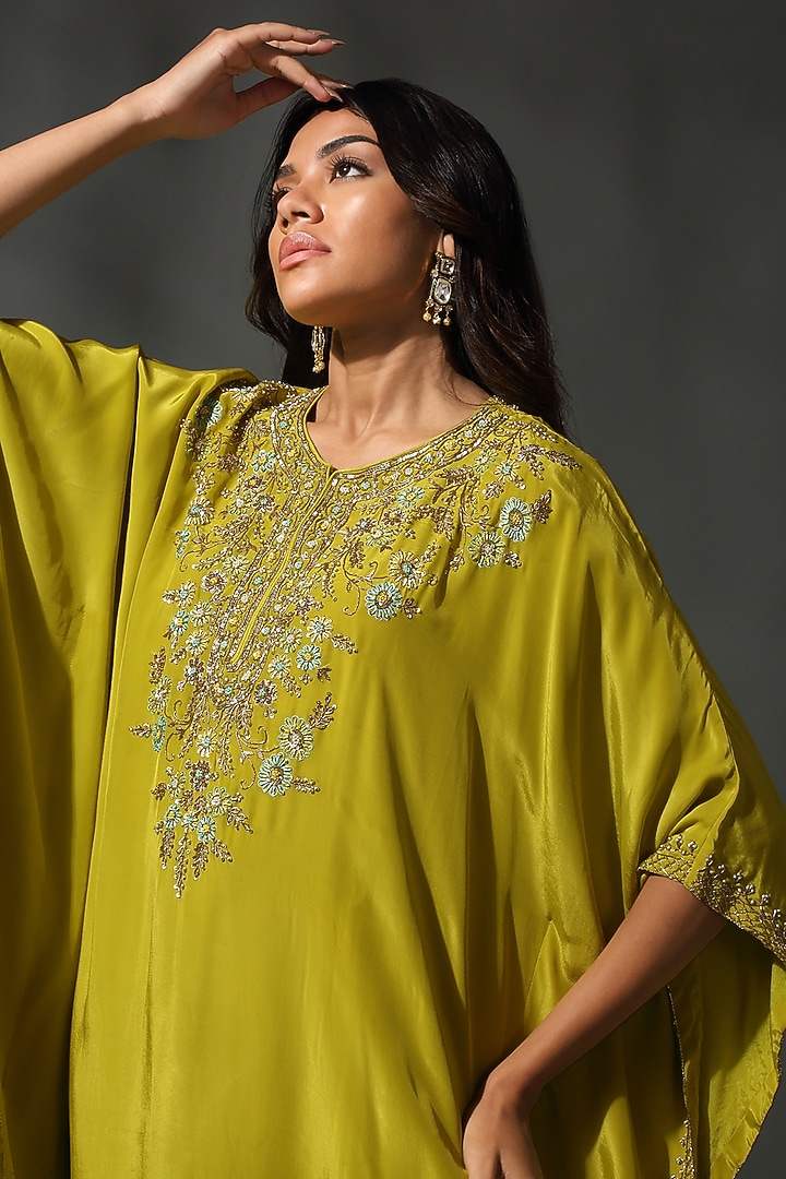 Yellow-Green Sheesha Silk Sequins Embroidered Kaftan Set by Priyanka Jain at Pernia's Pop Up Shop
