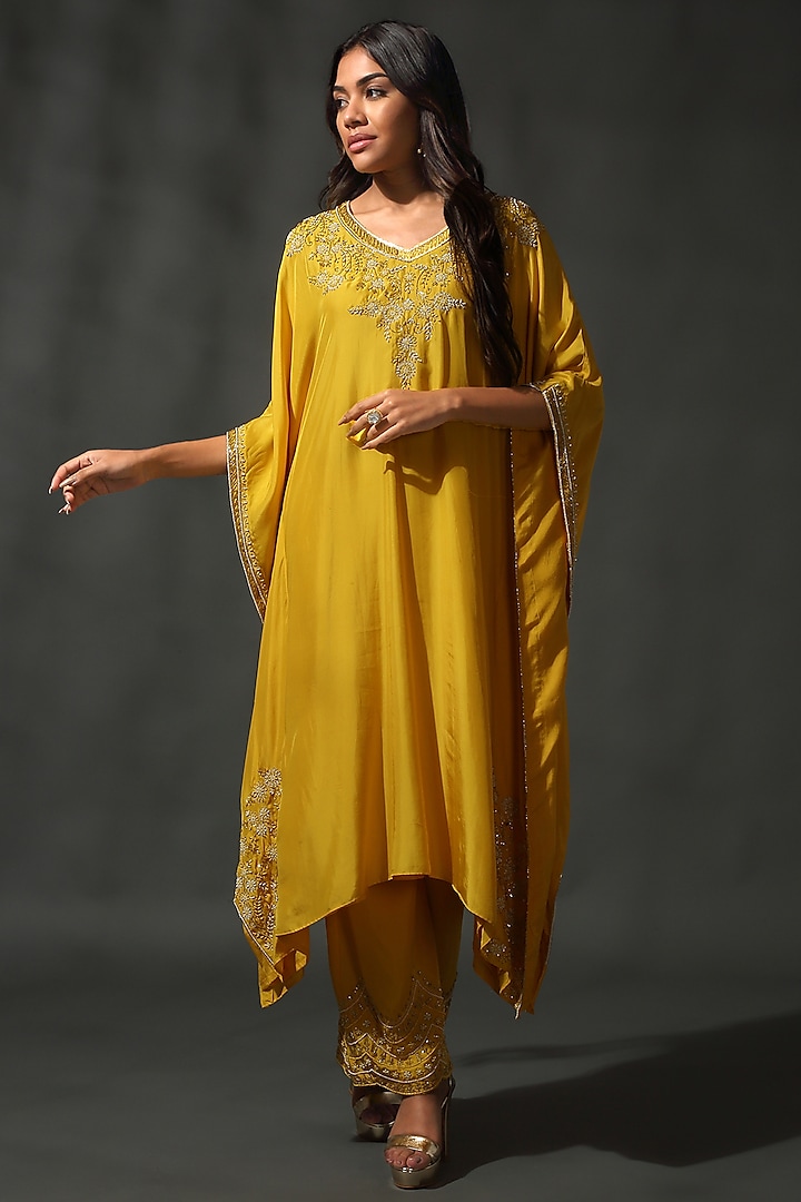 Yellow Sheesha Silk Sequins Embroidered Kaftan Set by Priyanka Jain Pret