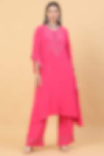 Fuchsia Pink Sheesha Silk Sequins Embroidered Kaftan Set by Priyanka Jain Pret