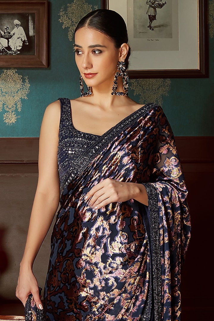 Midnight Blue Velvet Printed Pre-Stitched Wedding Saree Set by Priyanka Jain at Pernia's Pop Up Shop