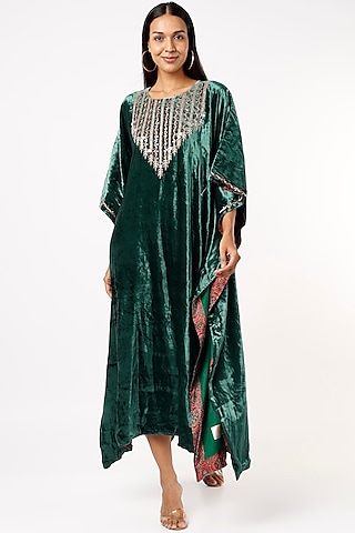 Emerald Green Hand Embroidered Kaftan by Priyanka Jha