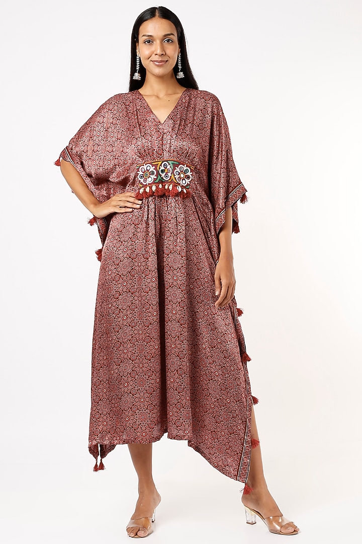 Maroon Hand Embroidered Kaftan by Priyanka Jha at Pernia's Pop Up Shop