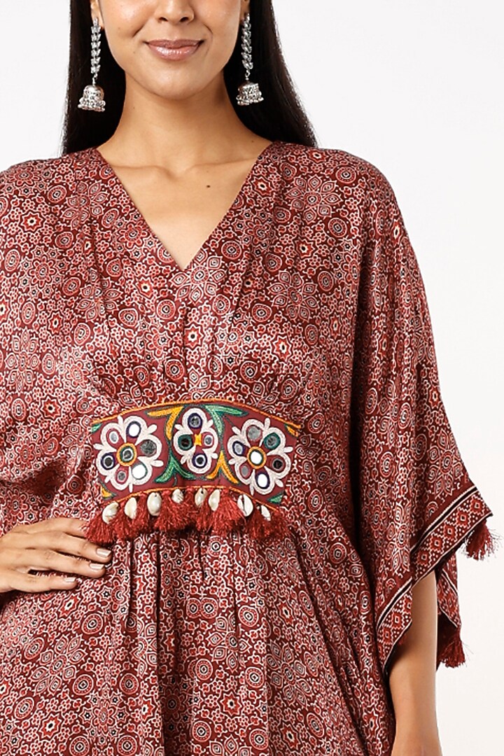 Maroon Hand Embroidered Kaftan by Priyanka Jha at Pernia's Pop Up Shop