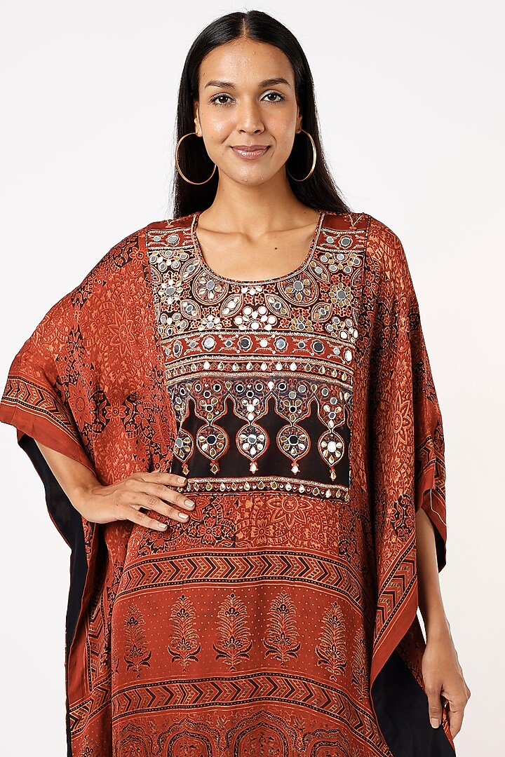 Maroon Hand Block Printed Kaftan by Priyanka Jha at Pernia's Pop Up Shop