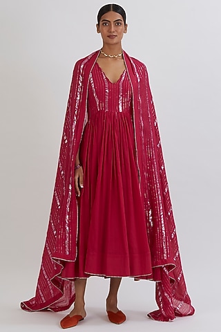 Deep Fuchsia Embroidered Anarkali Set by Peeli Dori