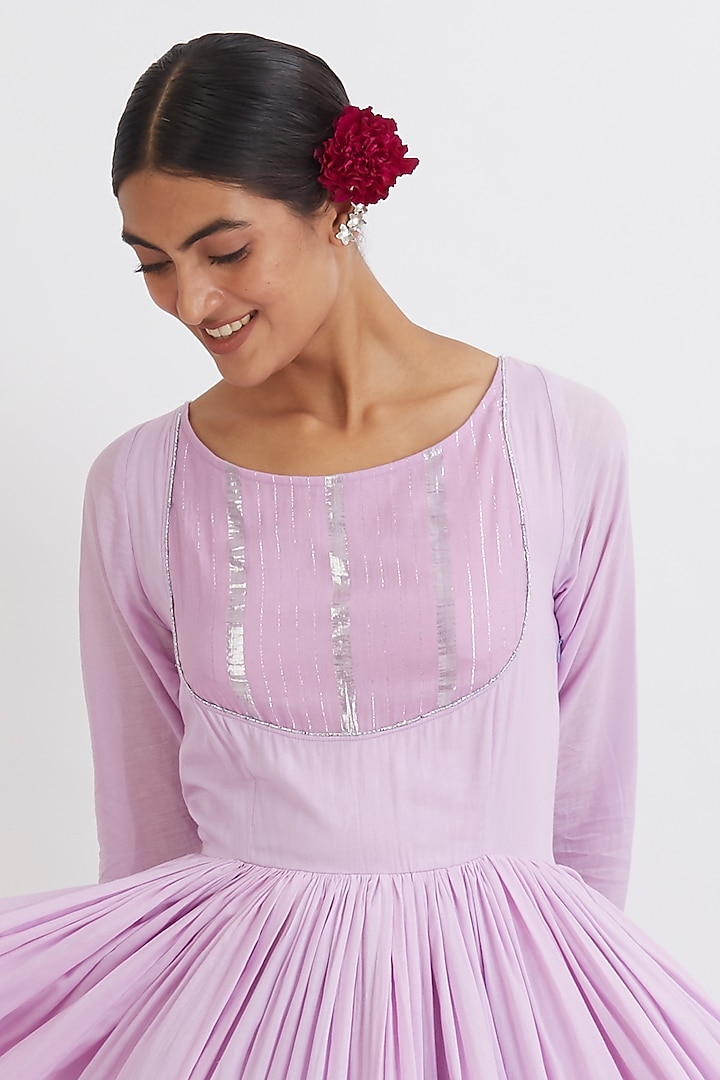 Pastel Lavender Embroidered Anarkali Set by Peeli Dori at Pernia's Pop Up Shop