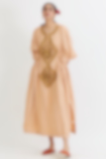 Pastel Peach Hand Embroidered Kaftan by Peeli Dori at Pernia's Pop Up Shop