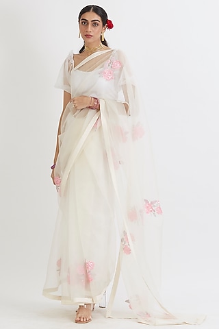 Ivory Hand Embroidered Saree Set by Peeli Dori