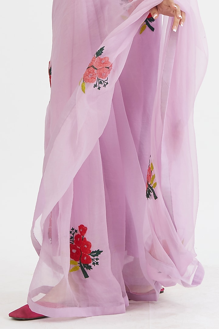 Lavender Hand Embroidered Festive Saree Set by Peeli Dori at Pernia's Pop Up Shop