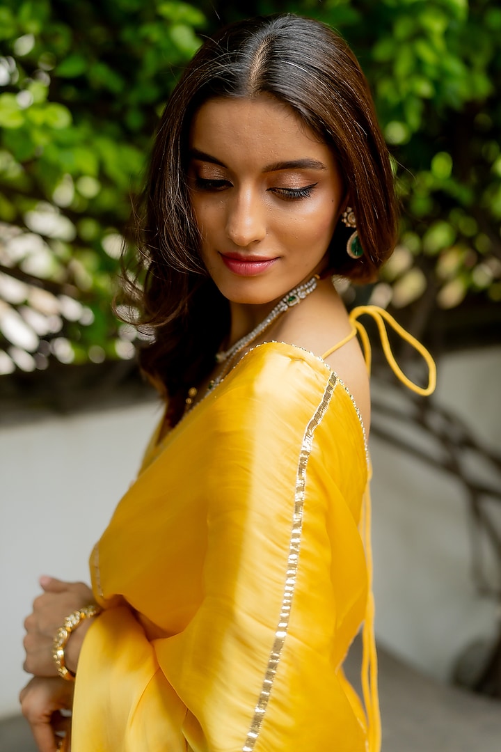 Sunflower Yellow Satin Silk Saree Set Design by Peeli Dori at