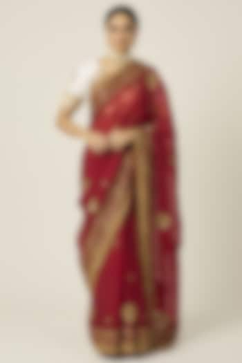 Red Silk Organza Zari Hand Embroidered Saree Set by Peeli Dori at Pernia's Pop Up Shop