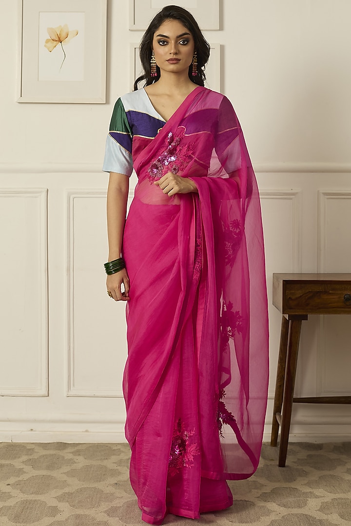 Peacock Pink Silk Organza Resham Embroidered Saree Set by Peeli Dori at Pernia's Pop Up Shop