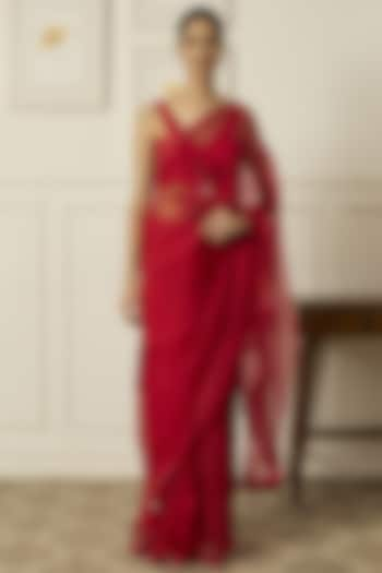 Red Silk Organza Motif Embroidered Saree Set by Peeli Dori at Pernia's Pop Up Shop