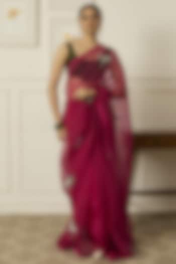 Peacock Pink Silk Organza Embroidered Saree Set by Peeli Dori at Pernia's Pop Up Shop