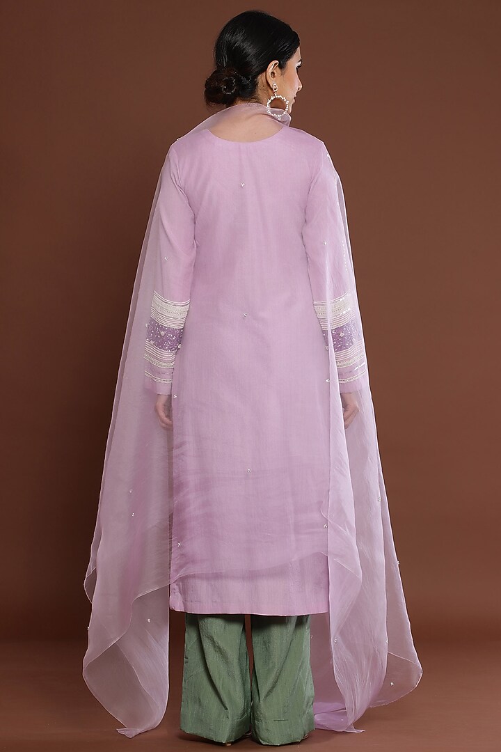 Lilac Chanderi Silk Embellished Kurta Set by Palak Khandelwal at Pernia's Pop Up Shop