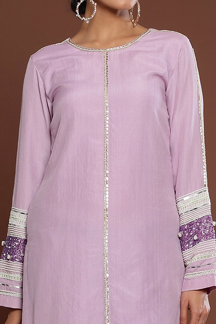 Lilac Chanderi Silk Embellished Kurta Set by Palak Khandelwal at Pernia's Pop Up Shop