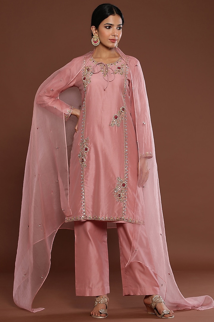 Dusty Pink Zardosi Embroidered Kurta Set by Palak Khandelwal
