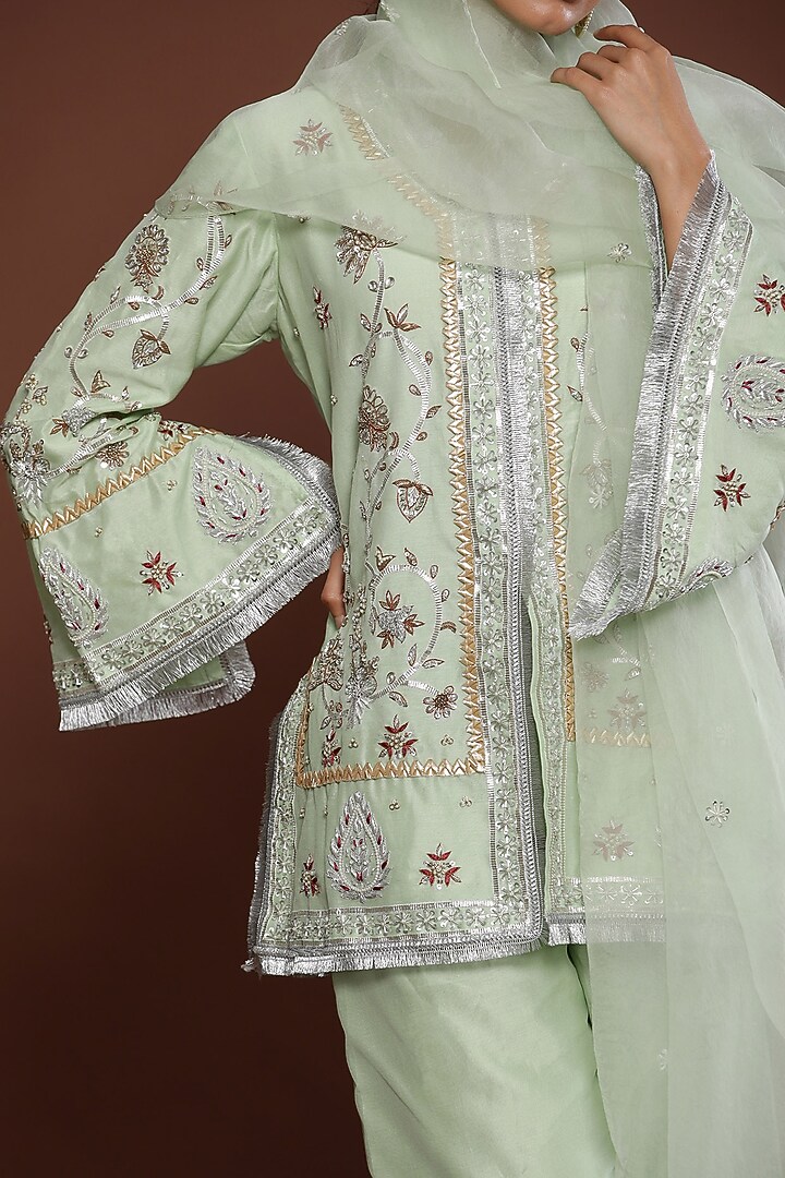 Green Gota Patti Embroidered Kurta Set by Palak Khandelwal at Pernia's Pop Up Shop