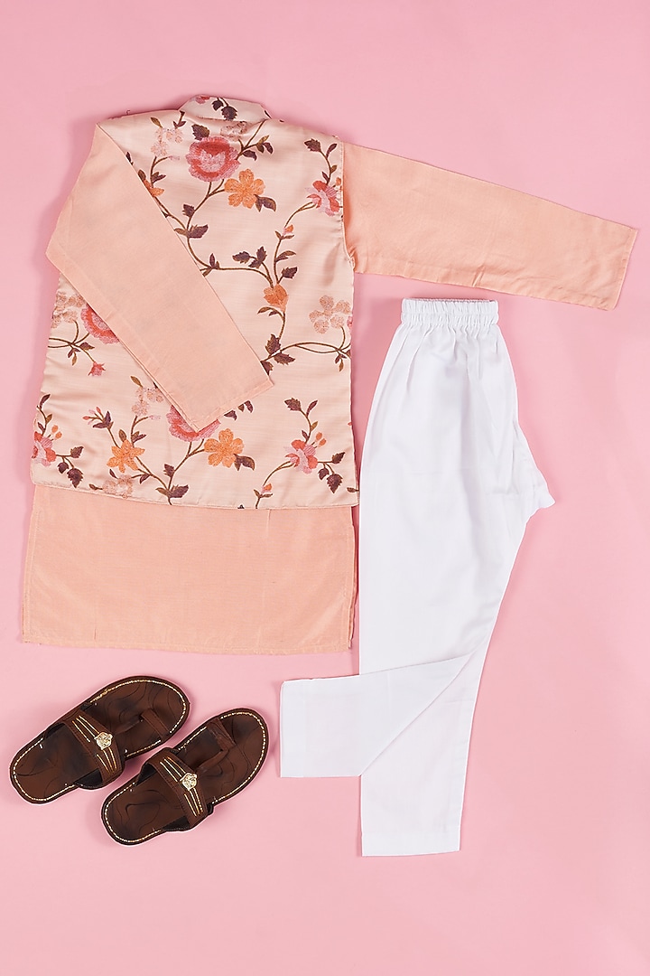 Peach Silk Floral Printed Bundi Jacket With Kurta Set For Boys by The Plum Bum at Pernia's Pop Up Shop