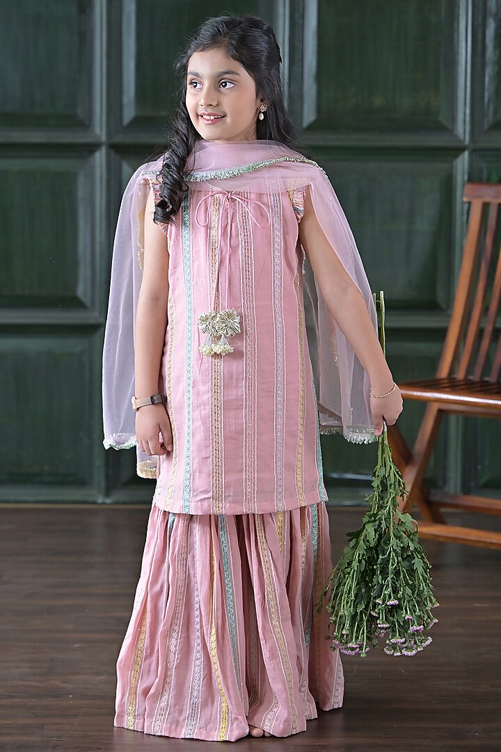 Pink Cotton Threadwork Kurta Set For Girls by The Plum Bum at Pernia's Pop Up Shop
