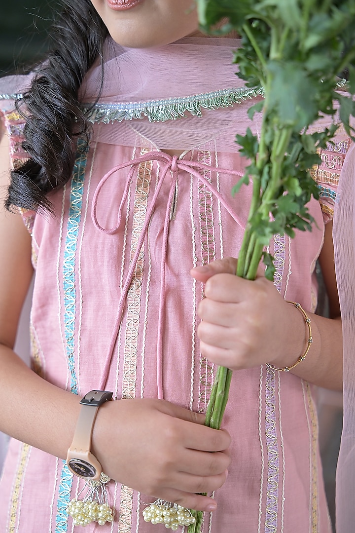 Pink Cotton Threadwork Kurta Set For Girls by The Plum Bum at Pernia's Pop Up Shop