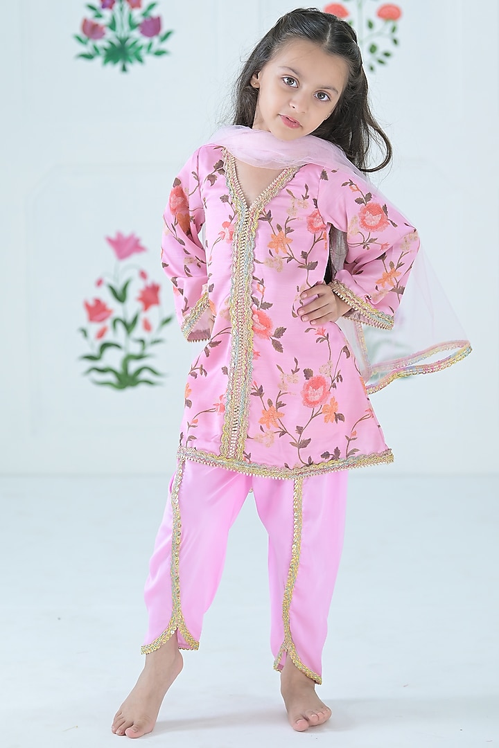 Pink Linen Satin A-Line Floral Kurta Set For Girls by The Plum Bum at Pernia's Pop Up Shop