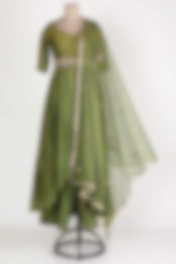 Olive Green Embroidered Tunic Set by Pleats By Kaksha & Dimple at Pernia's Pop Up Shop